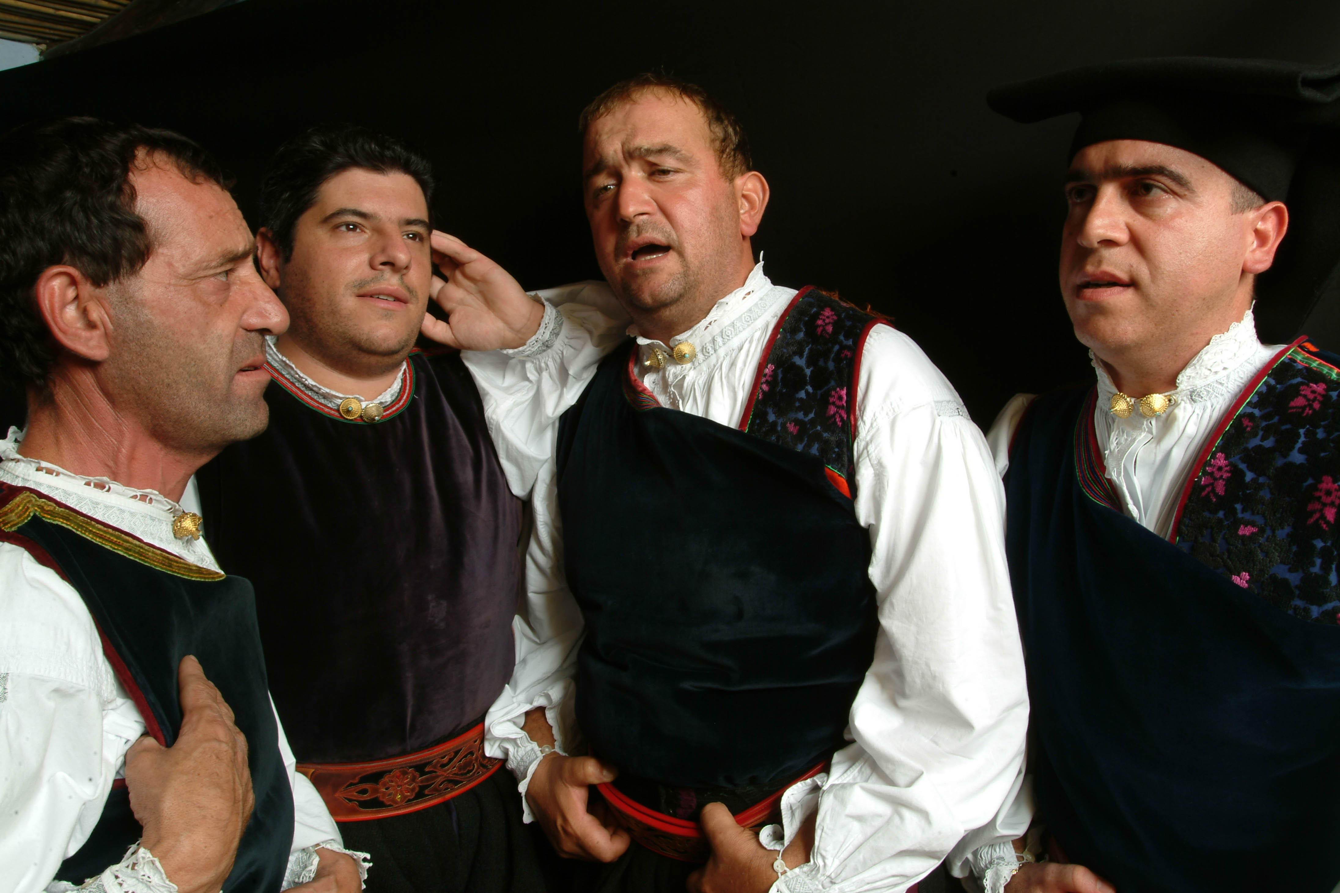 Tenores di Bitti "Mialinu Pira" foto di Renato Brotzu