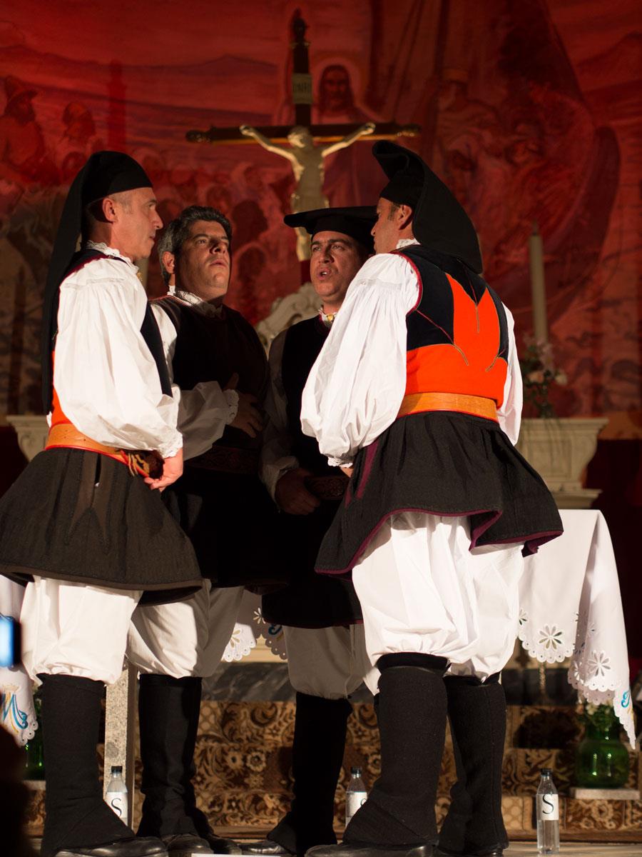 Tenores di Bitti al Festival del Taravo in Corsica